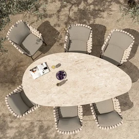 4 Seasons Outdoor Arizona tafel met kiezelvormig keramisch blad in zandkleur 240 x 120 cm  Tuintafel    bruin weerbestendig