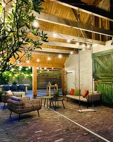 Intenso Averti lounge tuinbank