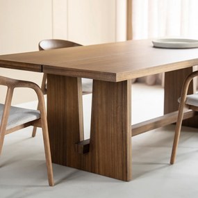 Stijlvolle Walnoot Eettafel 240 - 240 X 110cm.