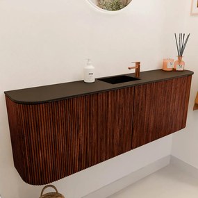 Mondiaz Joya 125cm toiletmeubel ronding links/rechts ruby met wastafel faye midden 1 kraangat urban