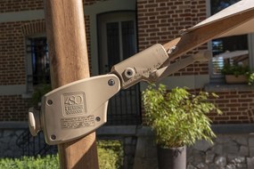 4 Seasons Outdoor Siesta PREMIUM Ø 350 cm parasol zand, wood look frame Parasol   beige weerbestendig