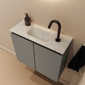 Mondiaz Ture DLux toiletmeubel 60cm smoke met wastafel opalo midden met kraangat