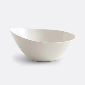 Slakom in porselein, diameter 31 cm, Romane