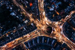 Foto A night-time aerial view of Muswell Hill in London, Karl Hendon