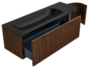 Mondiaz Kurve 135cm badmeubel ronding rechts walnut met 1 lade en deur en wastafel big medium kraangat links urban