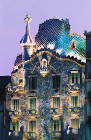 Foto Spain, Barcelona, Gaudi's Casa Batllo, dusk, Shaun Egan