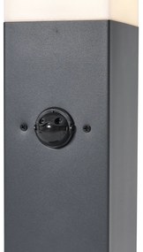 Buitenlamp antraciet met opaal glas 45cm IP44 met stopcontact en bewegingssensor - Malios Modern E27 IP44 Buitenverlichting