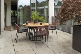 Taste by 4 Seasons Barista dining set terra cotta met Ambassador Boulevard tafel Ø 130 cm  Tuinset    houtkleur weerbestendig