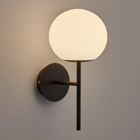 Wandlamp in metaal en opaline glas, Atea