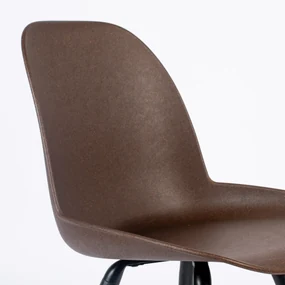 Zuiver Albert Kuip Moderne Kuipstoel Coffee Met Zwart Onderstel