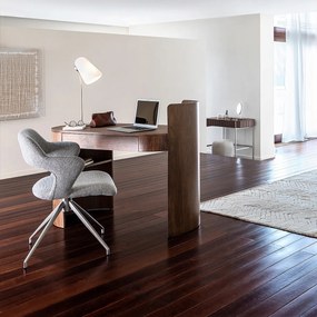 Bureau van notenhoutfineer en leer, Abbas