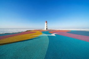 Kunstfotografie Colorful road by the sea, zhengshun tang, (40 x 26.7 cm)