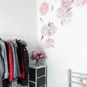 INSPIO Muursticker - Zelfklevend bloemenbehang lichte Pioenrozen