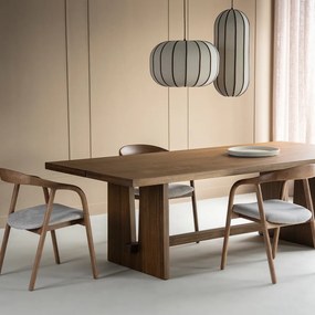 Stijlvolle Walnoot Eettafel 240 - 240 X 110cm.