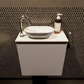 Mondiaz Fowy toiletmeubel 50cm smoke met taupkleurige waskom links en kraangat