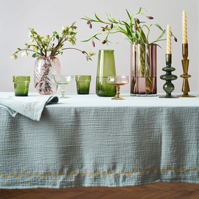 Geborduurd tafelkleed van tetra, Kumla